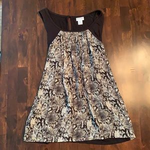 🎉3/$15 SALE!🎉 Motherhood Maternity S black and gray tank